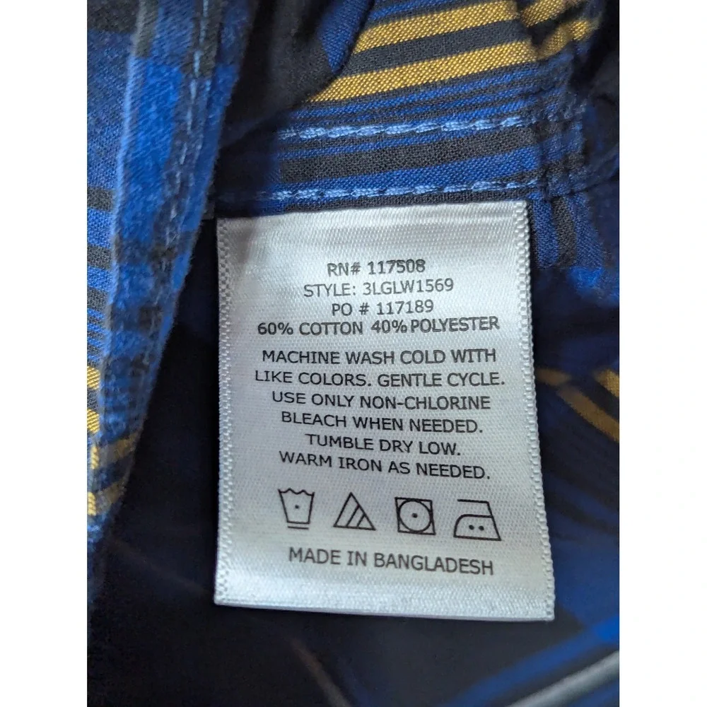 Levi's Button Down Shirt Mens XXL Blue Black Plaid Flannel Style Long Sleeve L